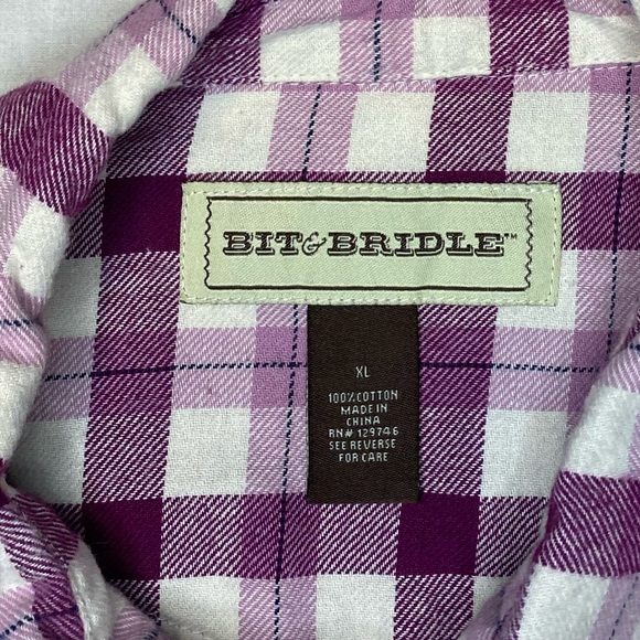 Bit & Bridle Women’s Snap Button Shirt. - Picture 4 of 8